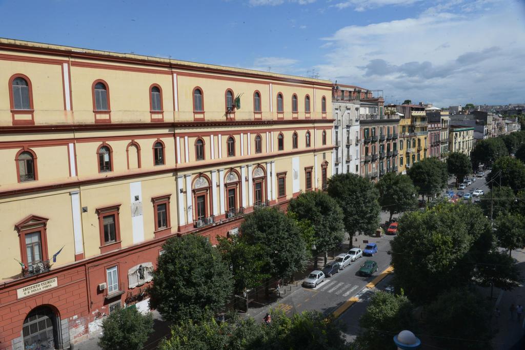 B&B Cuore Di Napoli Buitenkant foto